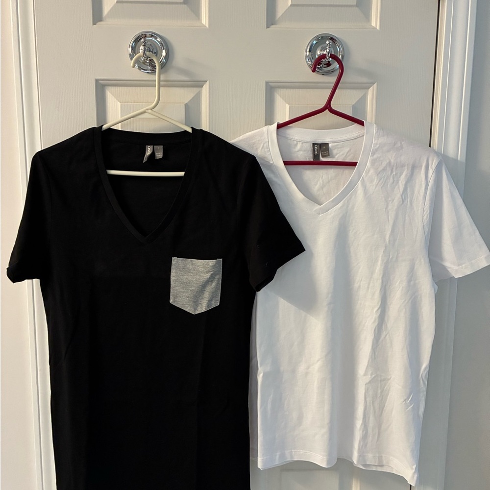 New ASOS Men's Black and White V-Neck Tees with Contrast Pocket; new, never worn